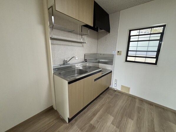 ハッピーバード市川の物件内観写真